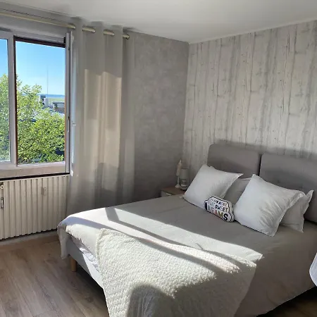 Avenue De Champagne Private Parking * Épernay